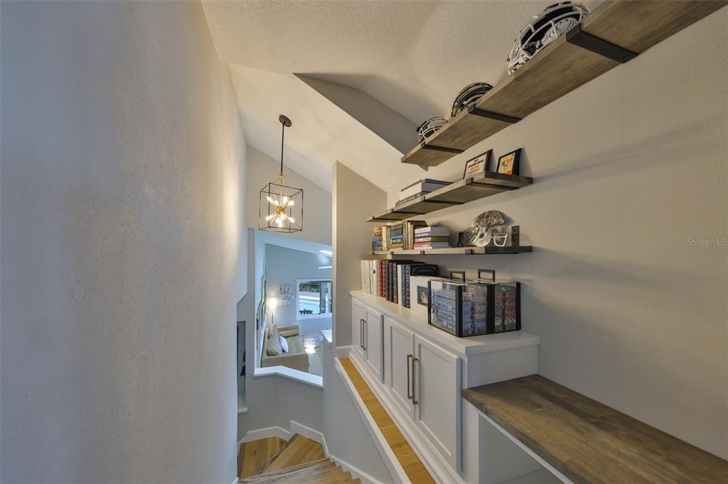 945 BUNKER VIEW DRIVE