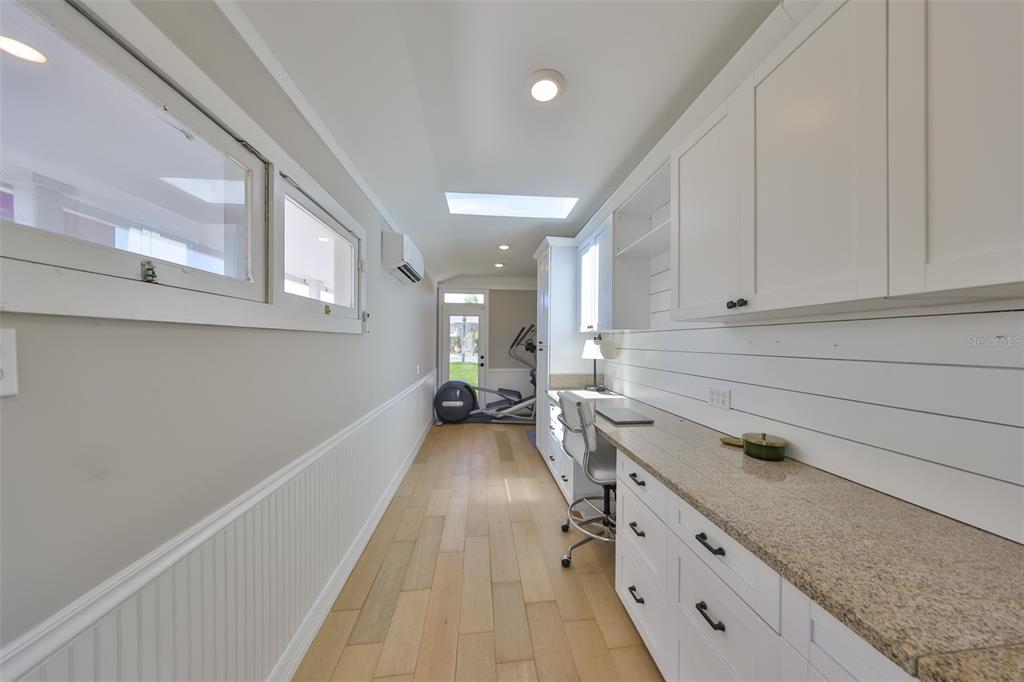 945 BUNKER VIEW DRIVE