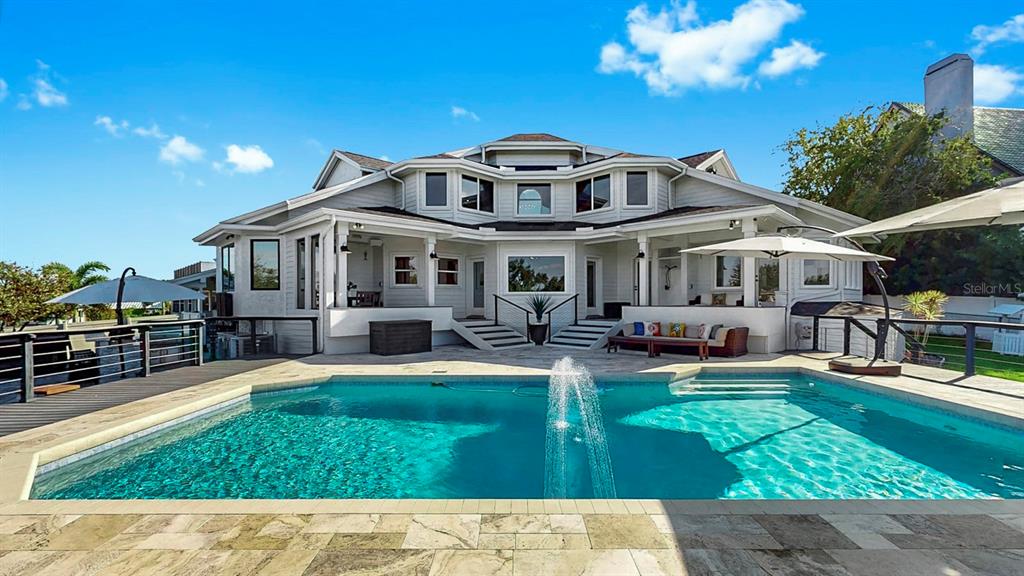 945 BUNKER VIEW DRIVE