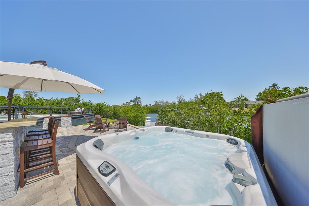 945 BUNKER VIEW DRIVE
