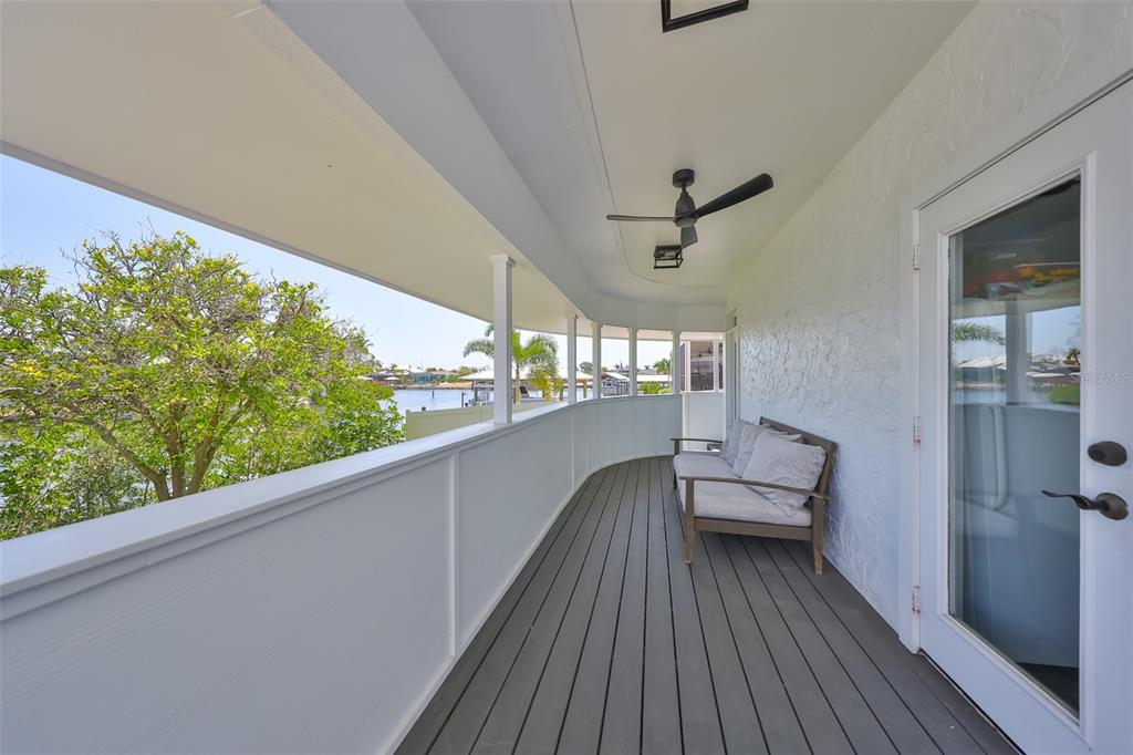 945 BUNKER VIEW DRIVE