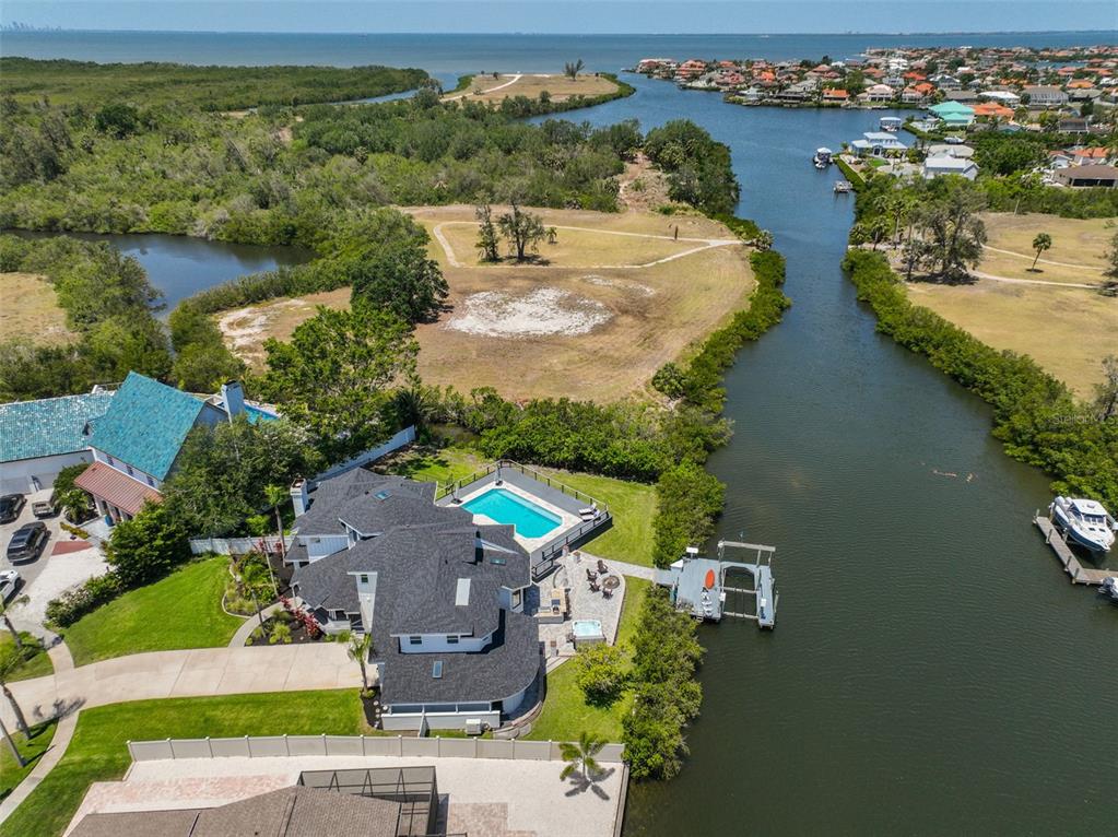 945 BUNKER VIEW DRIVE
