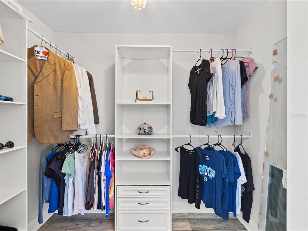1414 DEIRDRE DRIVE