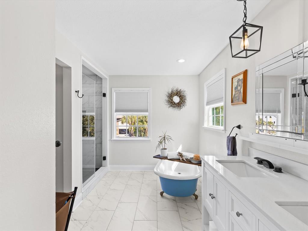 1414 DEIRDRE DRIVE