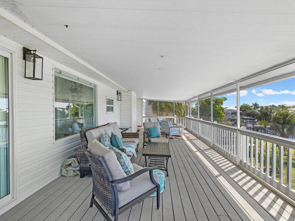 1414 DEIRDRE DRIVE