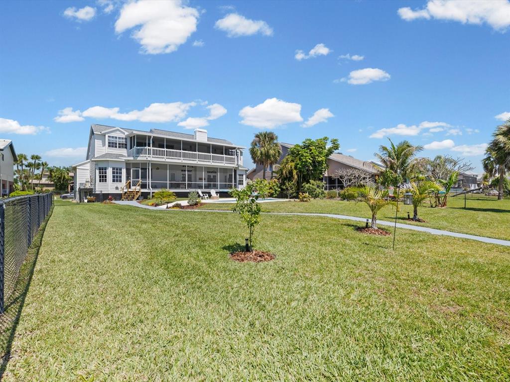 1414 DEIRDRE DRIVE