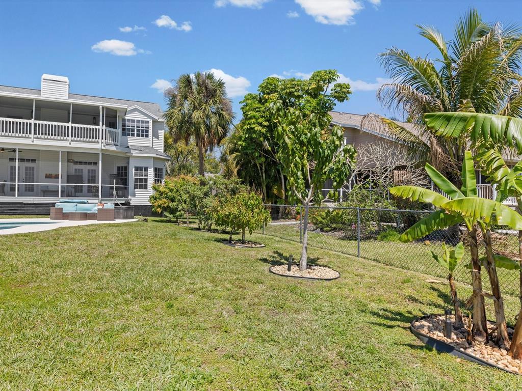 1414 DEIRDRE DRIVE