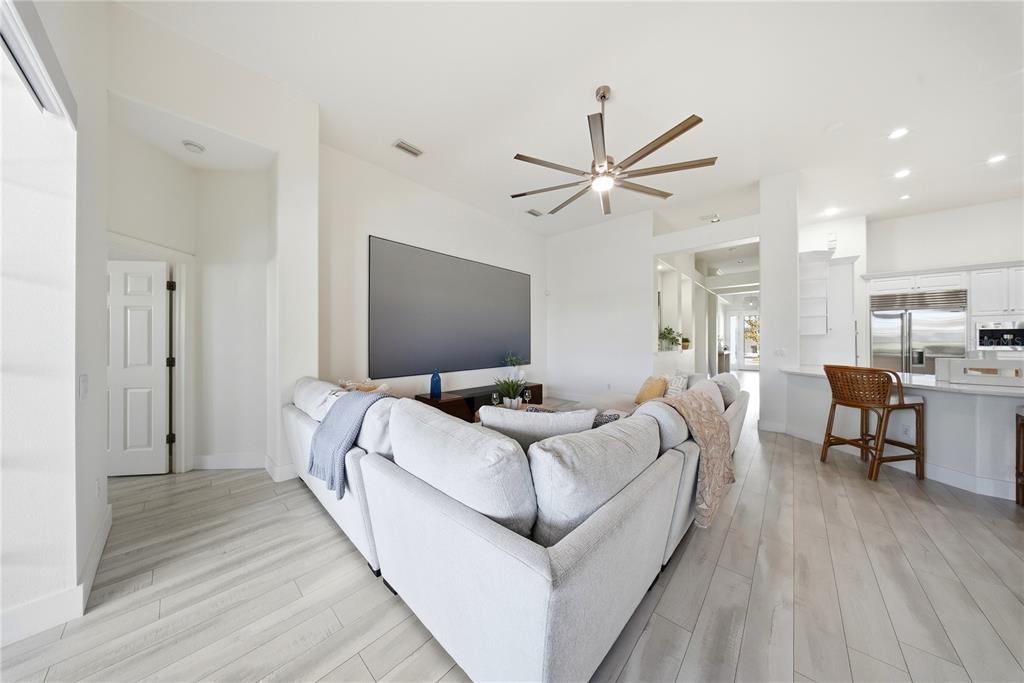 510 MIRABAY BOULEVARD