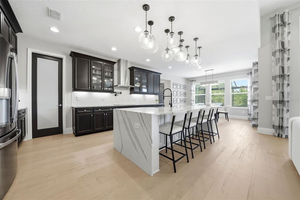 7224 GRAYBROOK DRIVE