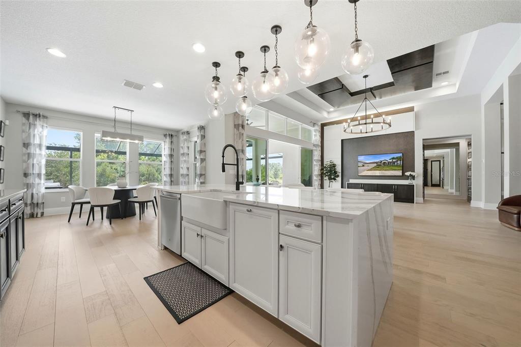 7224 GRAYBROOK DRIVE