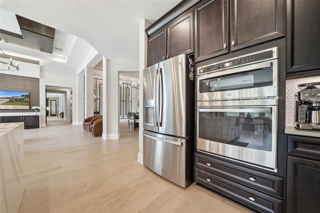 7224 GRAYBROOK DRIVE