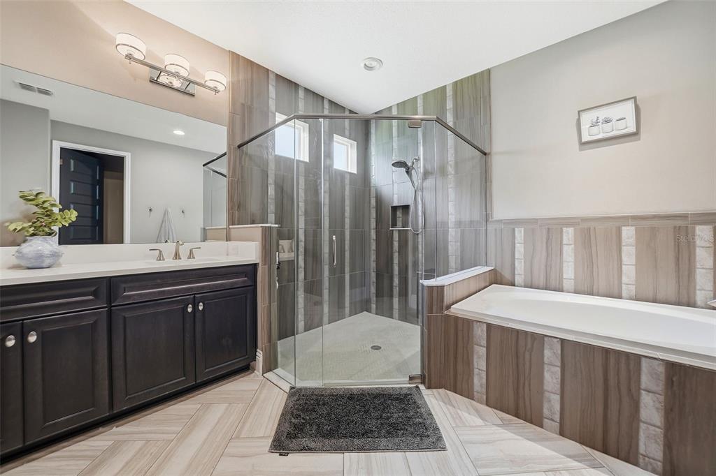7224 GRAYBROOK DRIVE