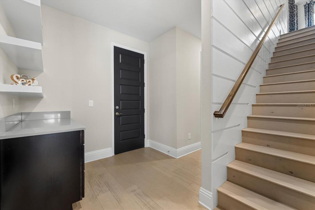 7224 GRAYBROOK DRIVE