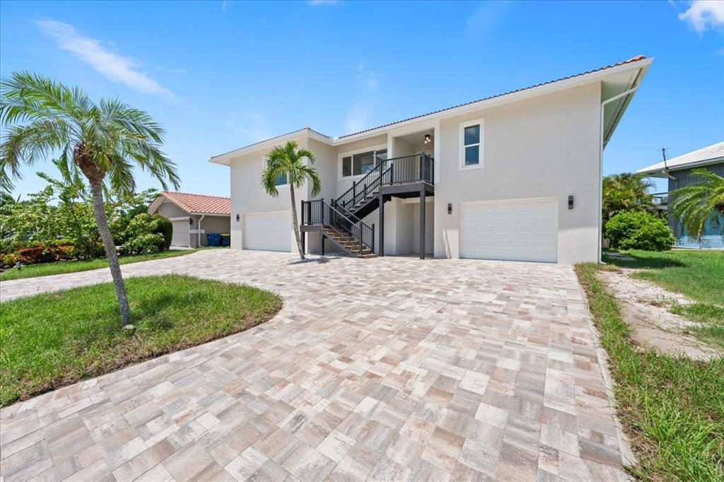 5151 PORPOISE PLACE