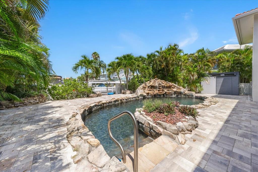 5151 PORPOISE PLACE