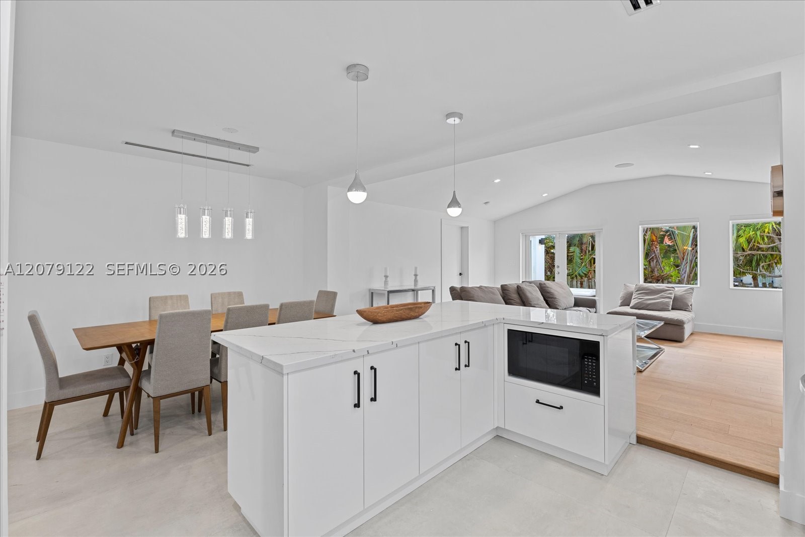 8926 Emerson Ave 